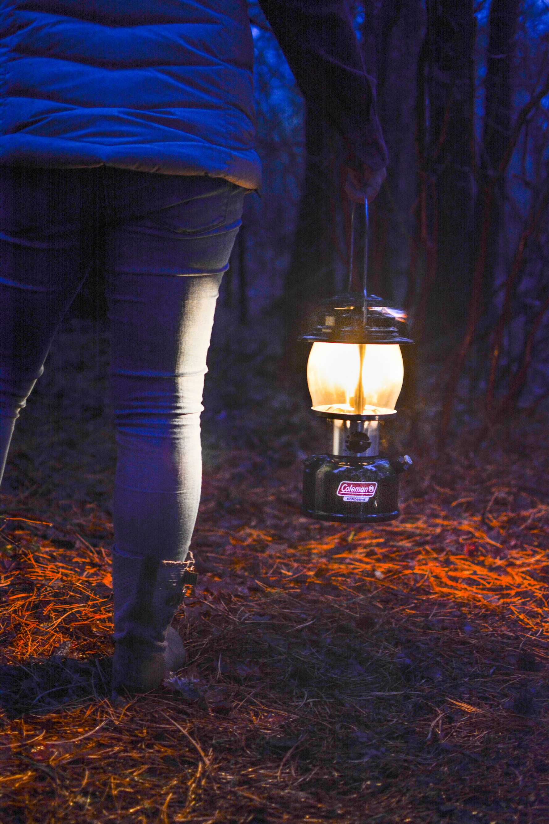 Why You Need a Classic Coleman Lantern at the Campground