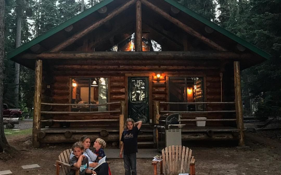 Pros and Cons of Campground Cabin Rentals: Cabins Vs. Hotel Rooms
