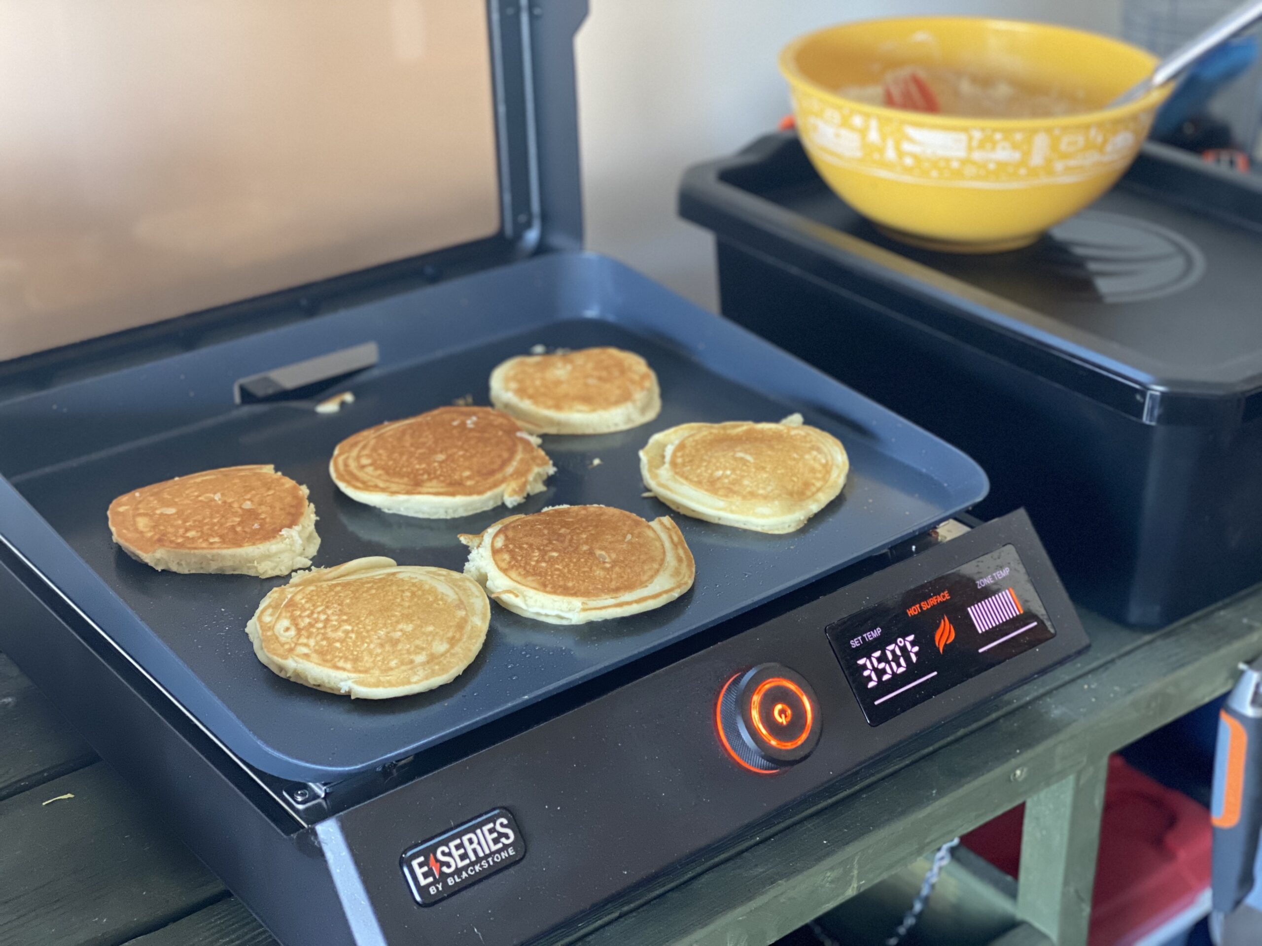 Blackstone E-Series 17inch Electric Tabletop Indoor Griddle With Hood First  Look & Cook & Clean 