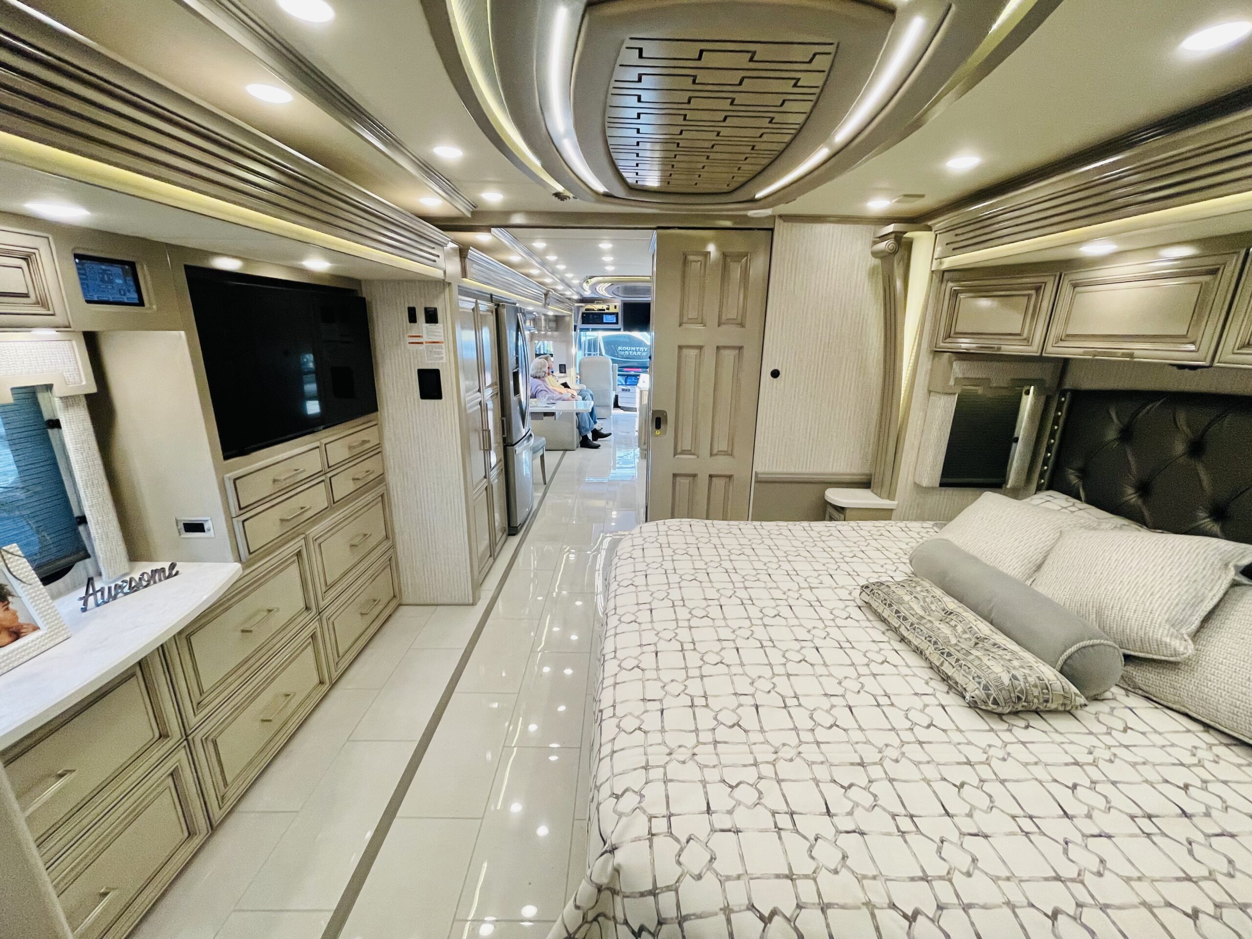 RV Trends and Top Picks from the 2022 Hershey RV Show - The RV Atlas