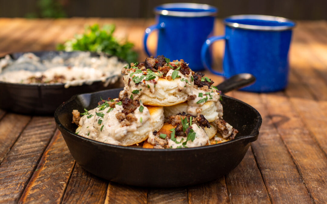 Lodge Cast Iron: Great Camping Gear and Best Fall Recipes