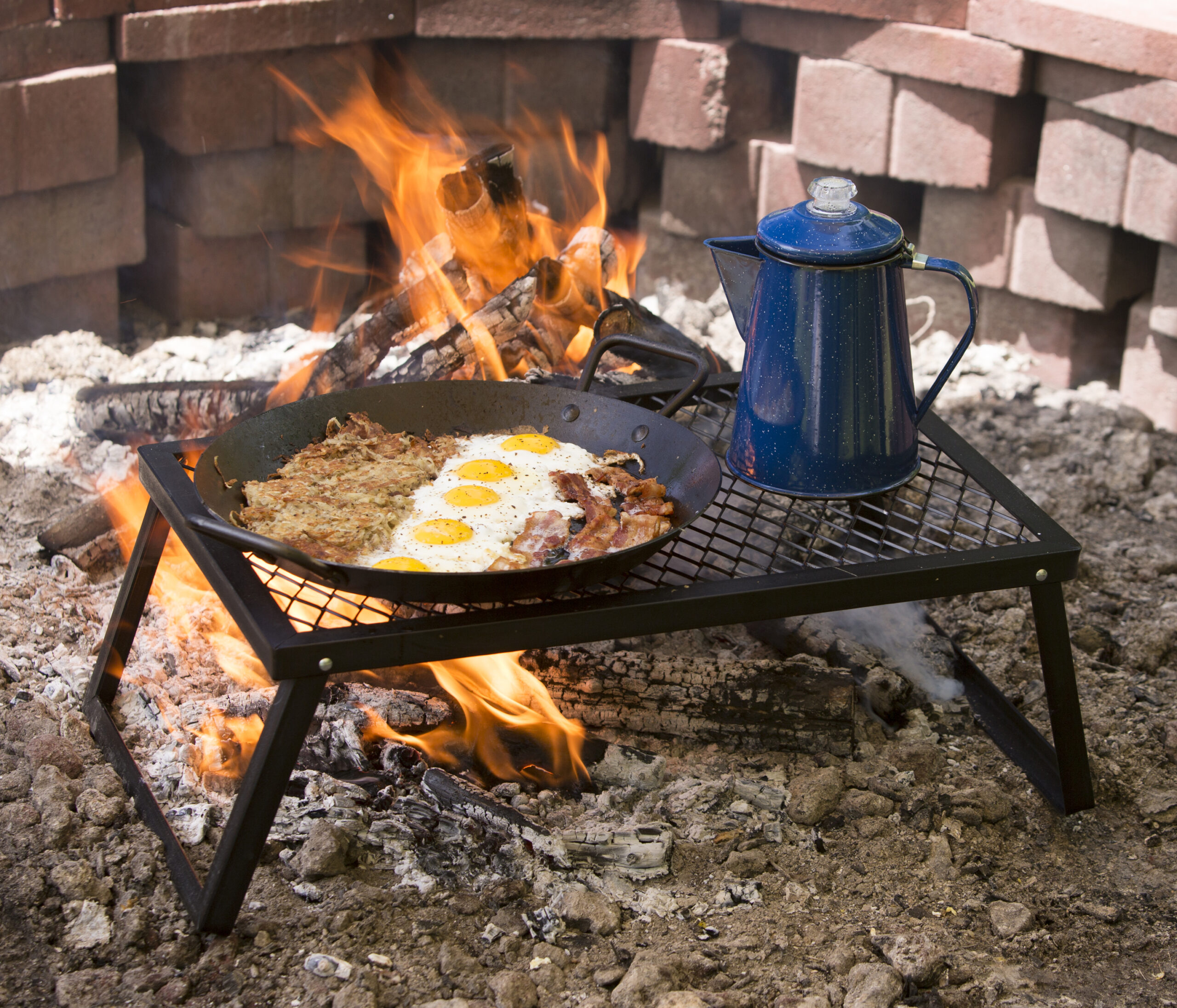 Outdoor Cooking with Lodge Cast Iron